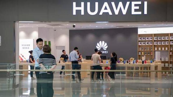 联想|刘强东年薪超3.6亿元，比杨元庆高太多，为何挨批的是杨元庆？