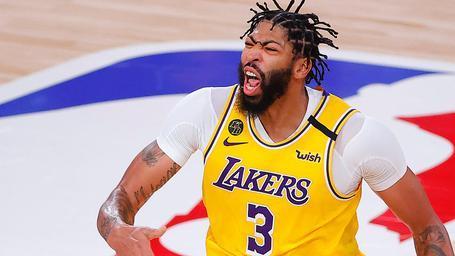 斯蒂芬·库里|詹姆斯和杜兰特的衰退，加速NBA捧新人计划！库里也将成为牺牲品