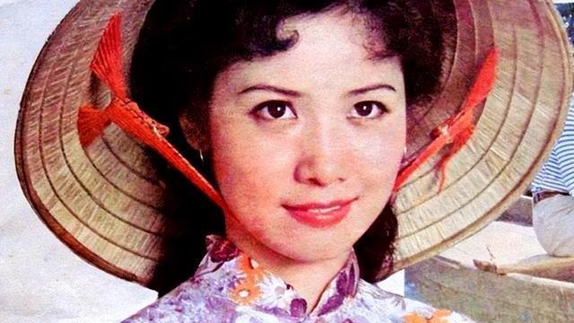 李晨|王力维：21岁成名，曾与刘晓庆齐名，42岁时，她息影做单亲妈妈