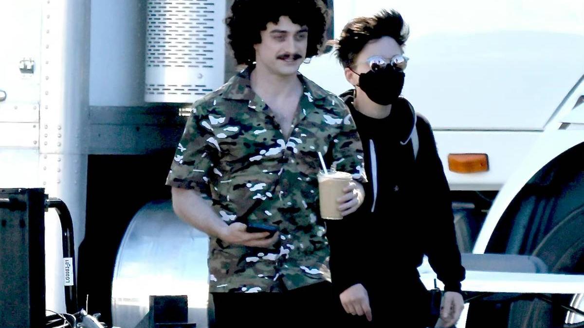 哈利·波特|哈利波特彻底变成大叔！新造型满脸胡子，32岁咋就这么沧桑了