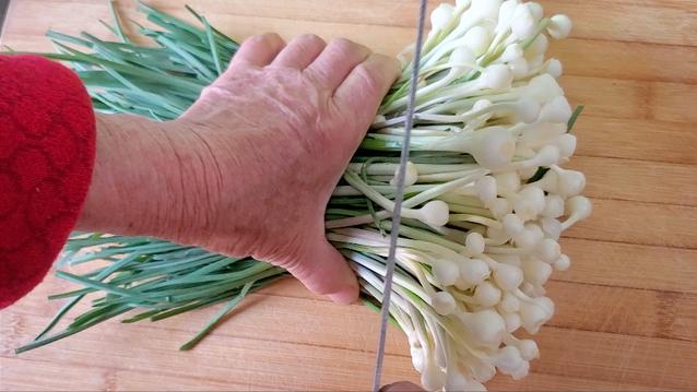 蒜苔|蒜苔靠边站，它是“天然青霉素”，4月正当季，鲜嫩美味，真好吃