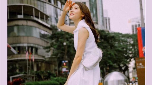 郭嘉文|郭嘉文已被取代？李泽楷绯闻女友林宣妤高调晒奢侈品，疑已已经上位？