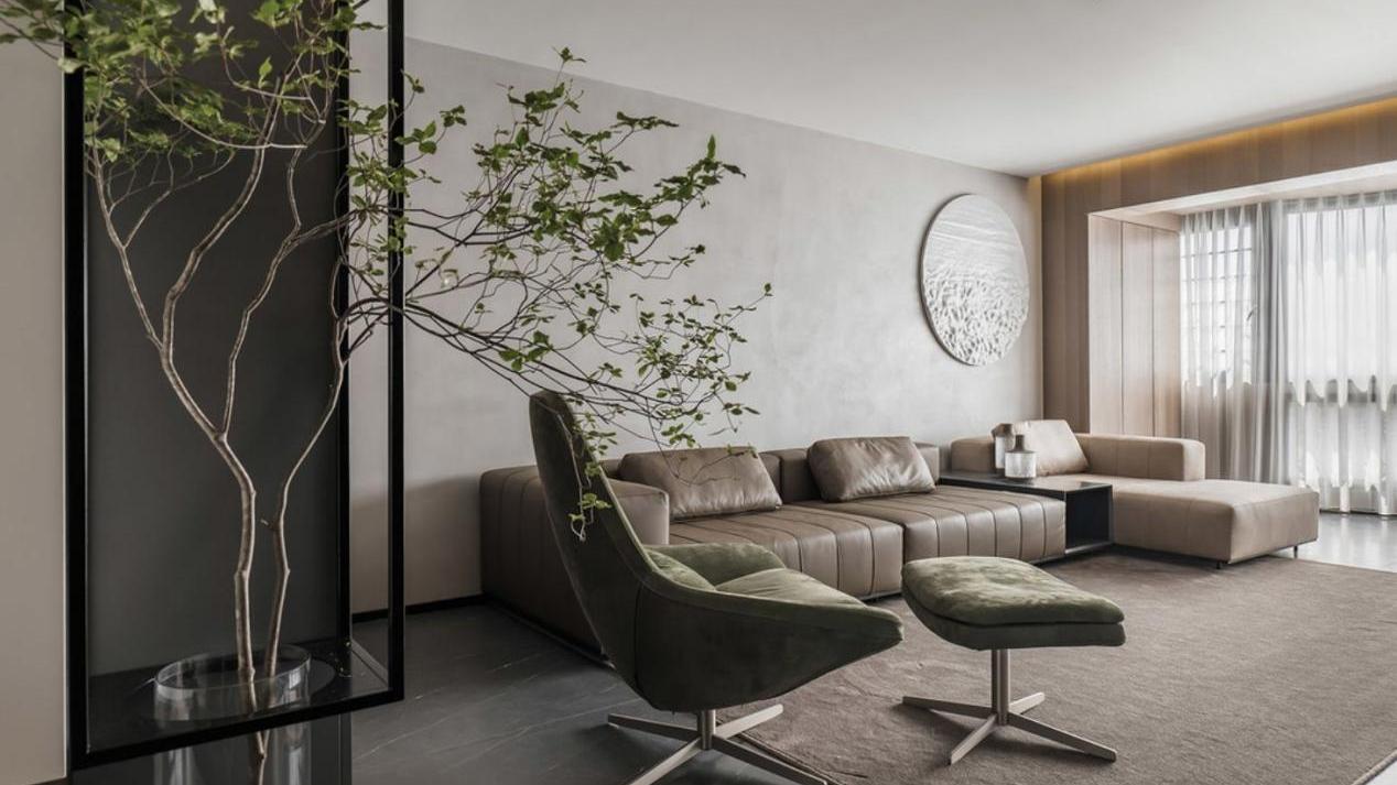 用灰色打造极简家居环境，优雅和时尚并存，细腻和粗狂共生