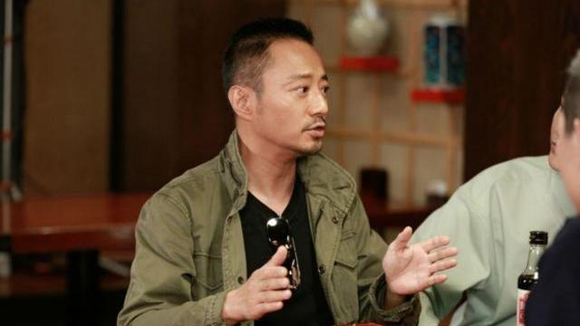 张涵予|张涵予花20w买了一张罗汉床，马未都看到后倒吸一口气