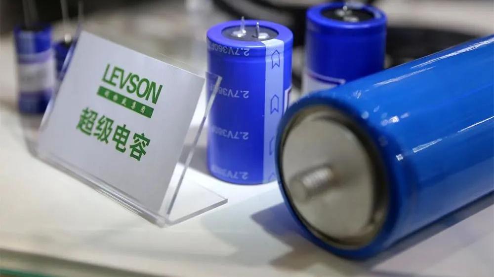 高通骁龙|超级电容是什么？与普通电容有何不同？