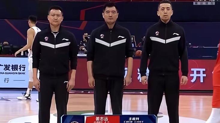 亚冠|严惩54号裁判！吉布森3＋1属误判，首钢输得不冤，CBA乱象姚明无奈