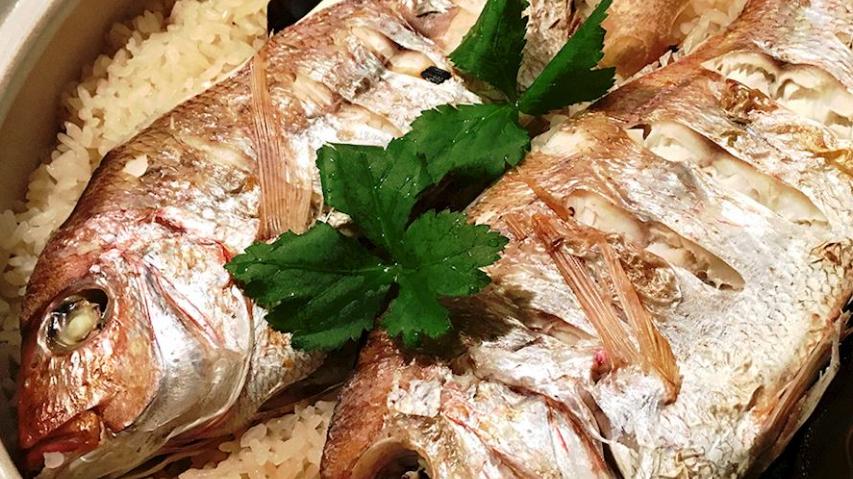 烤鸡翅|这些才是正宗的美食，店里的水龙头不关，汤能熬制成奶白色！