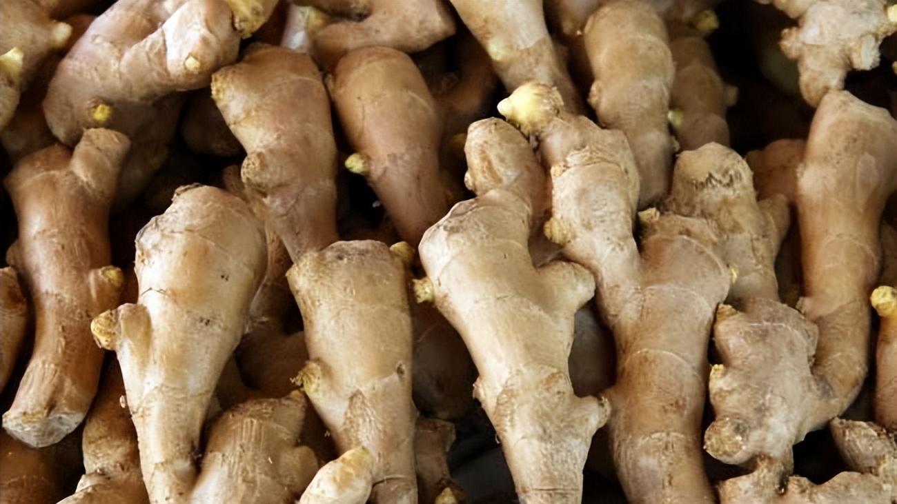 补肾|“吃姜不去皮，吃错一生疾？”生姜到底要不要去皮？本文为你讲清