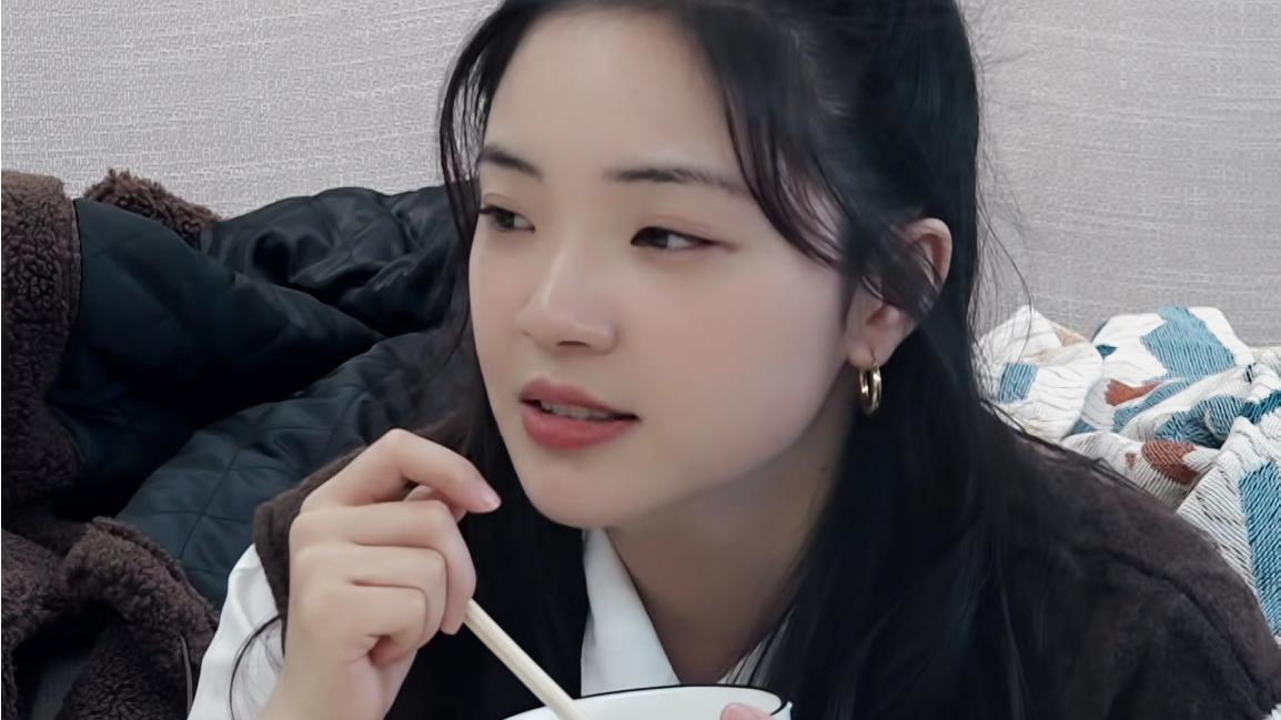 没谈过恋爱的我|没谈过恋爱的我：笑不活了！金雨恩这样的女孩子会单身，节目变味