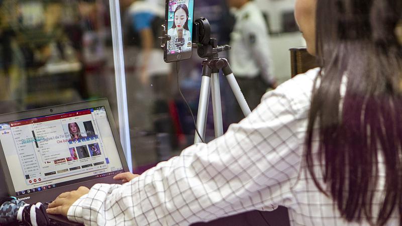 应届毕业生|大学应届毕业生应深入发掘新职业中的就业机会