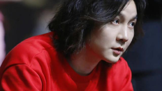 张大仙 张大仙真的减肥成功了？官博君晒无滤镜生图，真相瞬间暴露