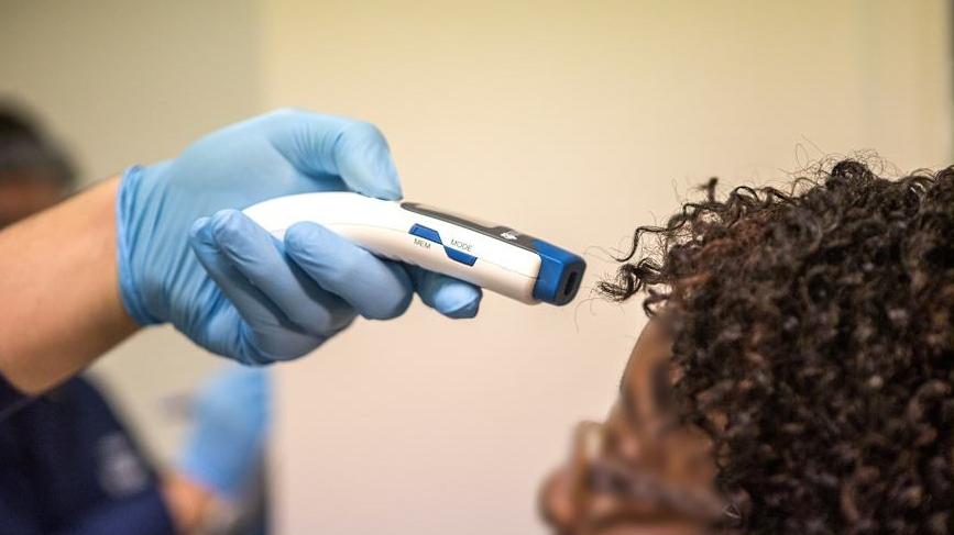 求职|我也不想开除你，可是为了你我一次又一次被扣工资也扛不住