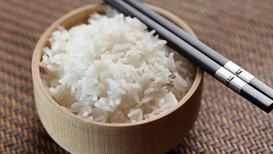 米饭 想要减肥效果好，一口米饭也不要吃？聪明的人，吃主食照样能减肥
