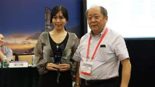 培训机构|专科生一路考到名校成为博士，不料求职遭拒，理由现实且扎心