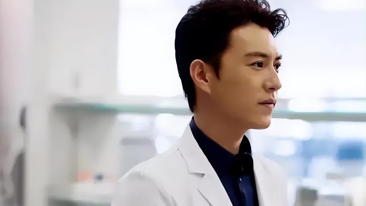 靳东|娱乐圈5个“名梗”：靳东的数学奖、杨颖大满贯，最后都成了笑话