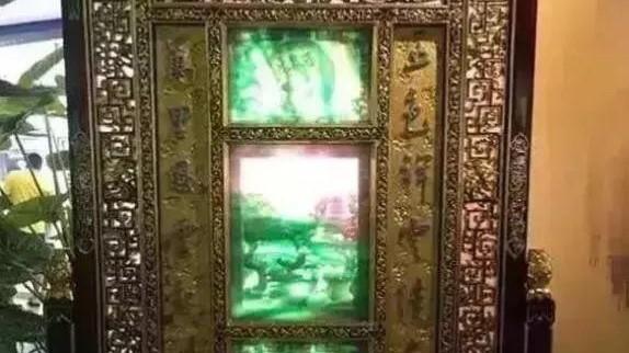 翡翠|李嘉诚家的镇宅之宝—翡翠屏风，价值据说过亿，它有何独到之处？