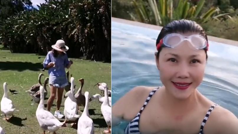 田震|55岁田震罕晒近况！穿吊带裙锁骨清晰太抢镜，皮肤白嫩不见皱纹