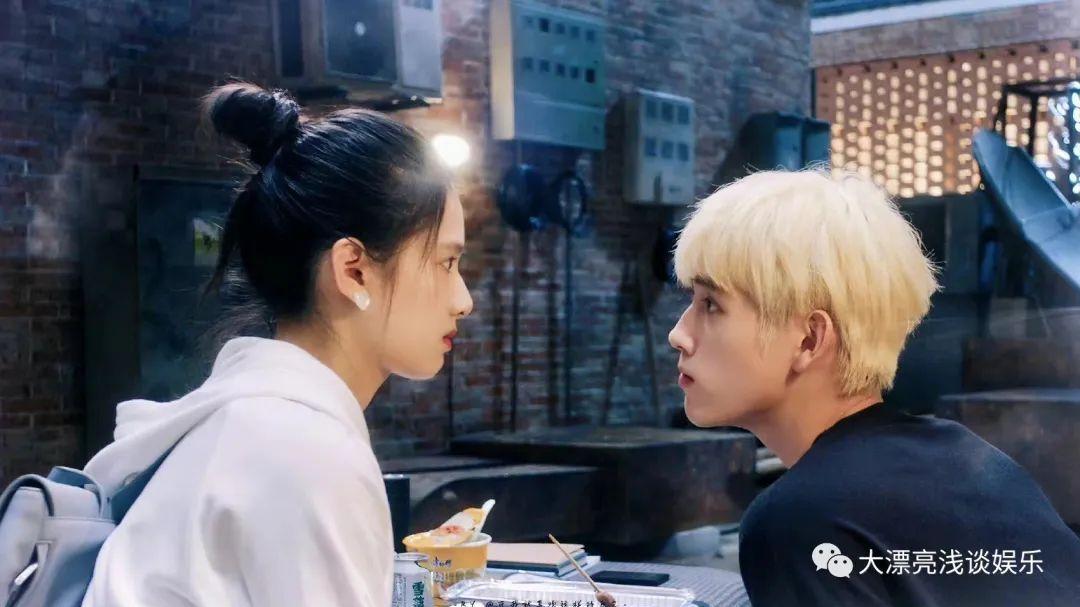 阿瑟终于火了，“阿瑟请坐”也终于真相了