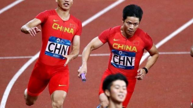 苏炳添|9秒83到底有多强，被誉为“中国飞人”的苏炳添，来告诉你答案