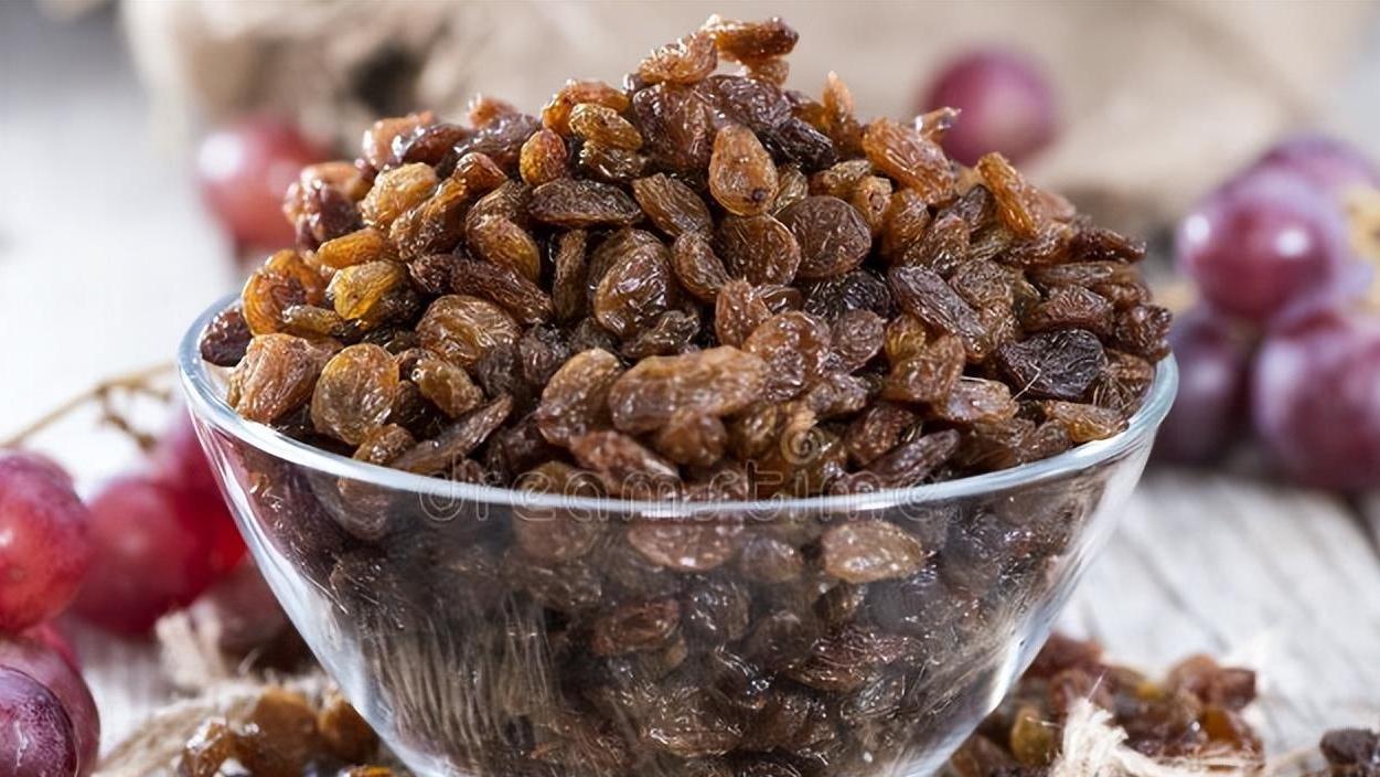 长寿|建议女人：更年期别心疼钱，多吃6种高雌激素食物，气色好显年轻