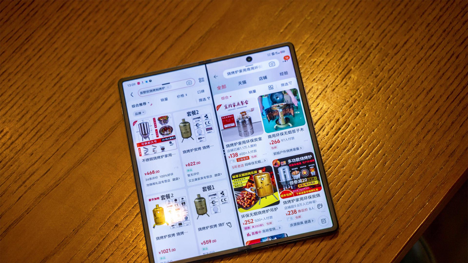 Java|常规形态的外屏+没有折痕的内屏，这台折叠屏手机体验可太好了