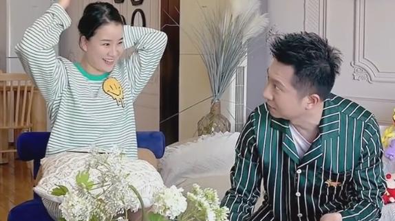 红果果|央视红果果晒夫妻日常！身材圆润看不到脖子，和绿泡泡三年抱俩娃