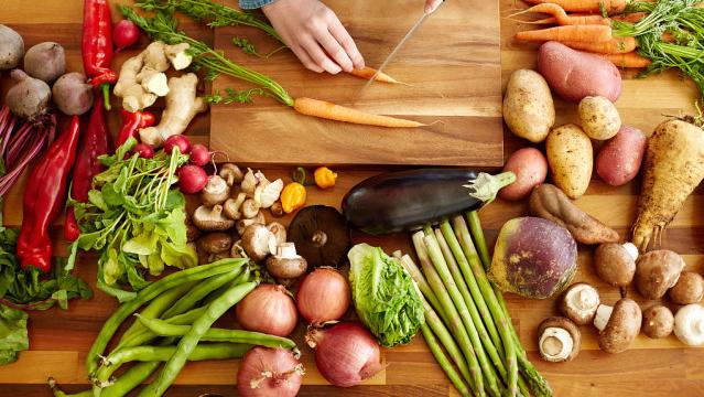 徒手健身|夏天牛皮癣有好转 饮食要做好调节