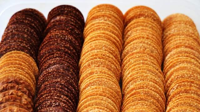 芝麻|脆爽解馋的小零食，咬一口满口留香，多种口味，让你一次吃过瘾