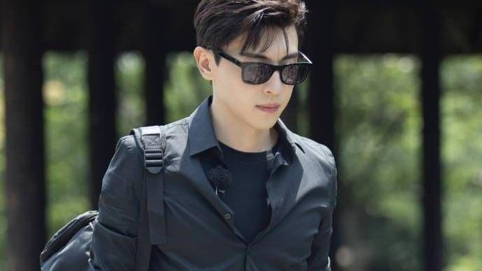 极限挑战|岳云鹏微博问“今年《极限挑战》还拍吗? ”，网友：用微博找工作