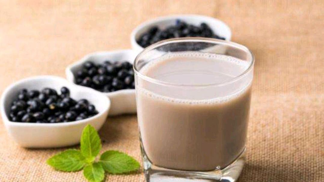 豆浆|女性若每天喝一杯黑豆浆，5个好处或许不难获得，贵在坚持