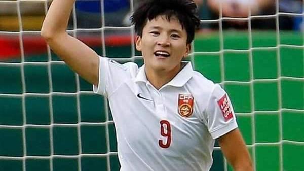 中国女足|祝贺中国女足，河南体育局送来惊喜，31岁王珊珊中大奖