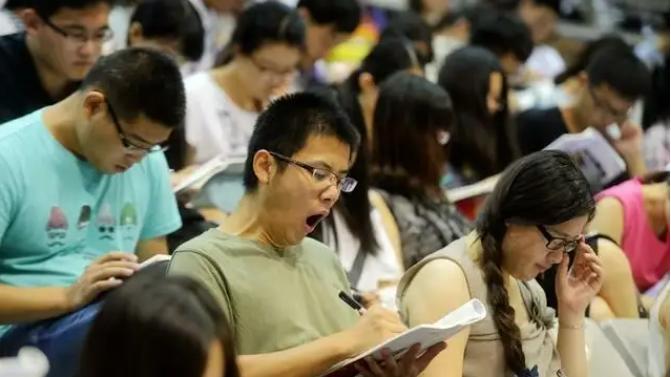 谷爱凌分享斯坦福课程全拿"满分"，却惨遭网友质疑，她霸气回怼