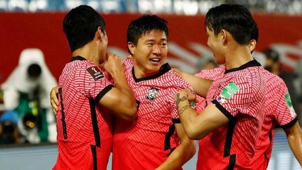 克罗尔|1-0到2-1！亚洲第三太狠了，取胜=创16年纪录+出线，孙兴慜狂喜