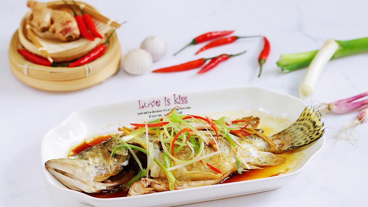 清蒸桂鱼|轻松学会清蒸桂鱼，适合老人和小孩，越吃越香