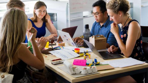 |职场中压力太大？“不会说话办事”，是你最大的职场敌人