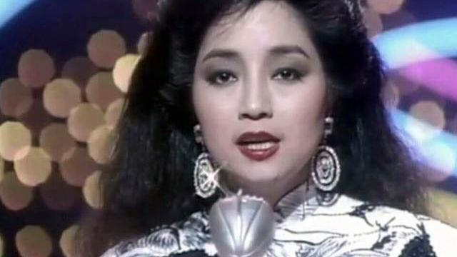 徐小凤|徐小凤：前无古人的灵魂歌者，刘德华与周润发都曾下跪致敬的香港之莺