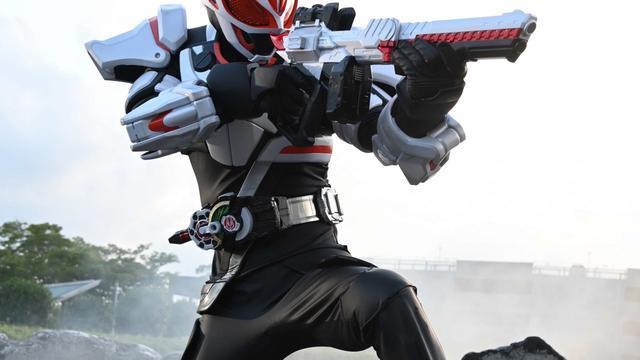 |假面骑士geats第1话追加先行图 满级男主英雄救美 越看越觉得帅气