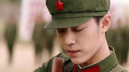 英雄岁月之王牌部队|因一人不在状态导致全连行动失败，《王牌部队》这剧情现实吗？