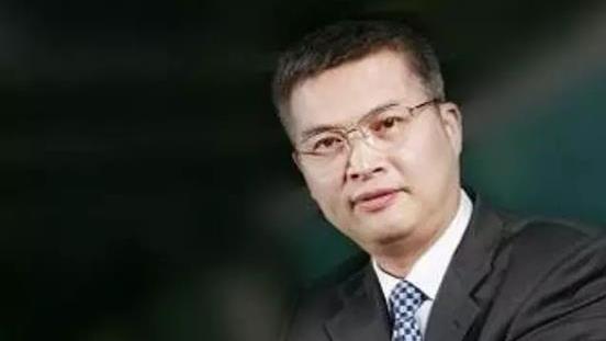 充电器|中国液晶之父：连亏14年，烧光3000亿终于超越三星，如今年赚千亿