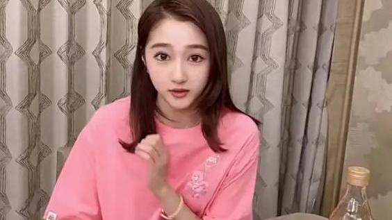 关晓彤|关晓彤减肥餐翻车？自己只吃两口，被网友直戳痛处