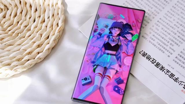 智商税|为什么有的手机要一两千，有的却要五六千？真的是在交智商税吗