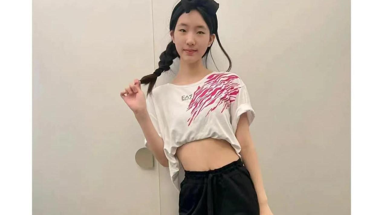 小S|许俏妞真不愧是小S的骄傲！容貌越长大越出挑，上镜还自带高级感