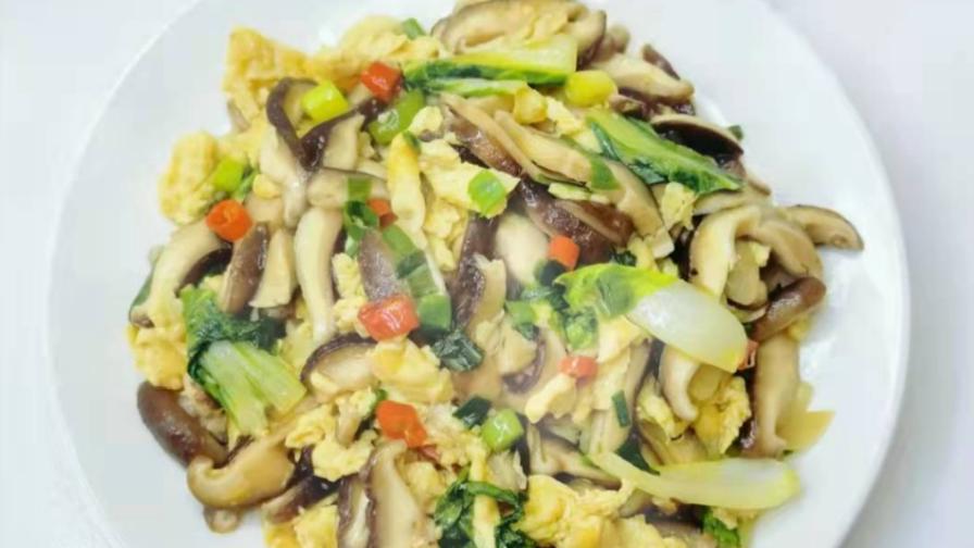 蘑菇|春节前后，宁可少吃猪肉，别错过吃这菜，营养好消化，全家都爱吃