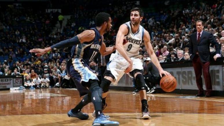 爵士队|美职篮NBA：灰熊vs森林狼 独行侠vs爵士