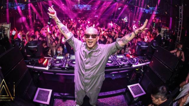 大S|大S老公婚后台北首秀，大S陪孩子未到现场，具俊晔唱《初恋》示爱她