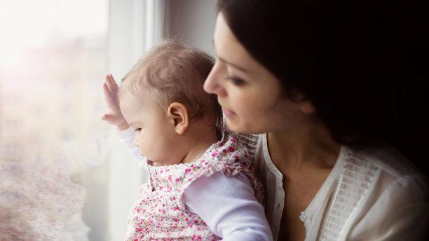 婴幼儿喝奶粉过敏怎么办？