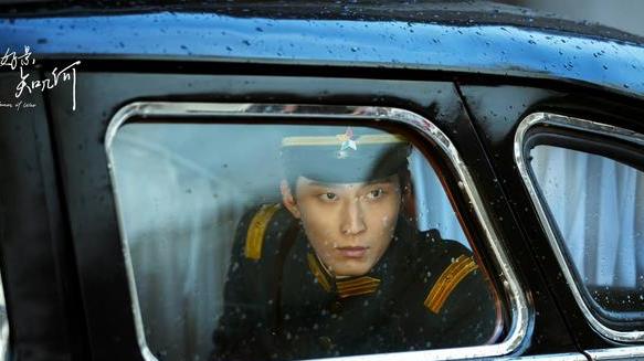 窦骁|民国版傅慎行，窦骁豪取强夺太带感，“风筝哥”造型不如《一夜》