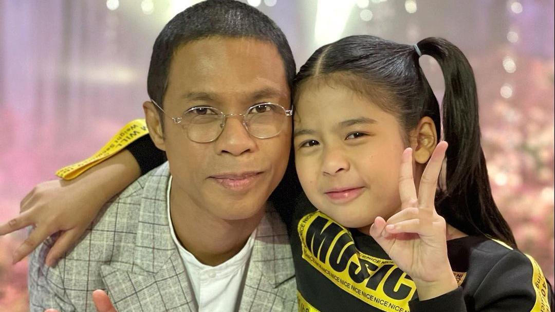 泰国|泰国男音乐人和9岁女儿合照，网友：这么明目张胆的恋童癖？