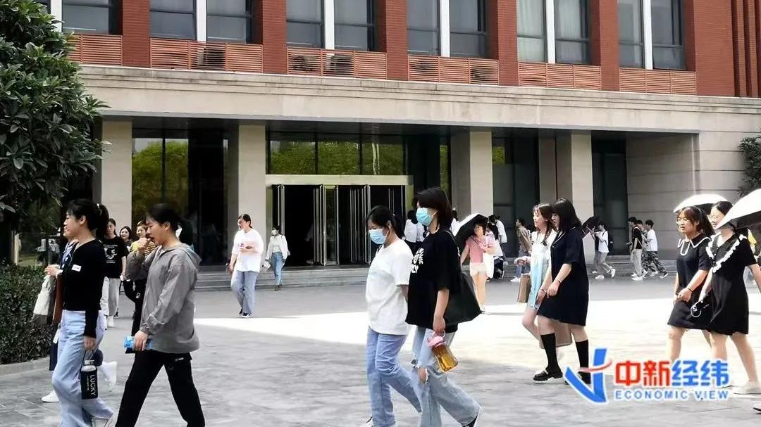 00后|工资可以不高，找一份自己喜欢的工作才最重要……这届毕业生真的很00后！