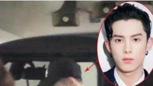 白敬亭|23岁男星疑似恋情曝光，网友纷纷恭喜，女方身材高挑颜值高